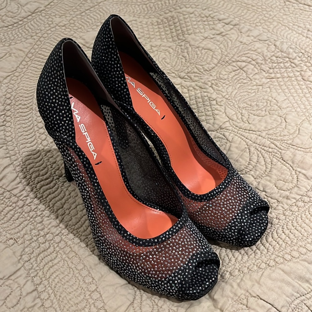 Via Spiga Barley Worn Elegant Black/Silver Peep-Toe Heels